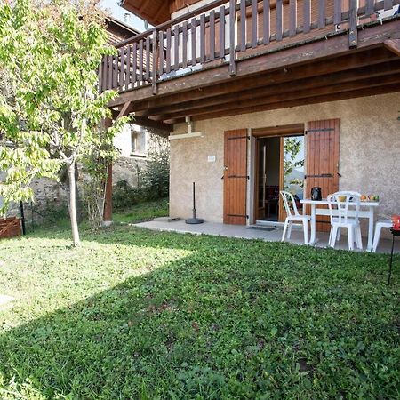 Appartamento Le Mont Guillaume - 1 Chambre Terrasse Et Jardin Saint-André-dʼEmbrun Esterno foto