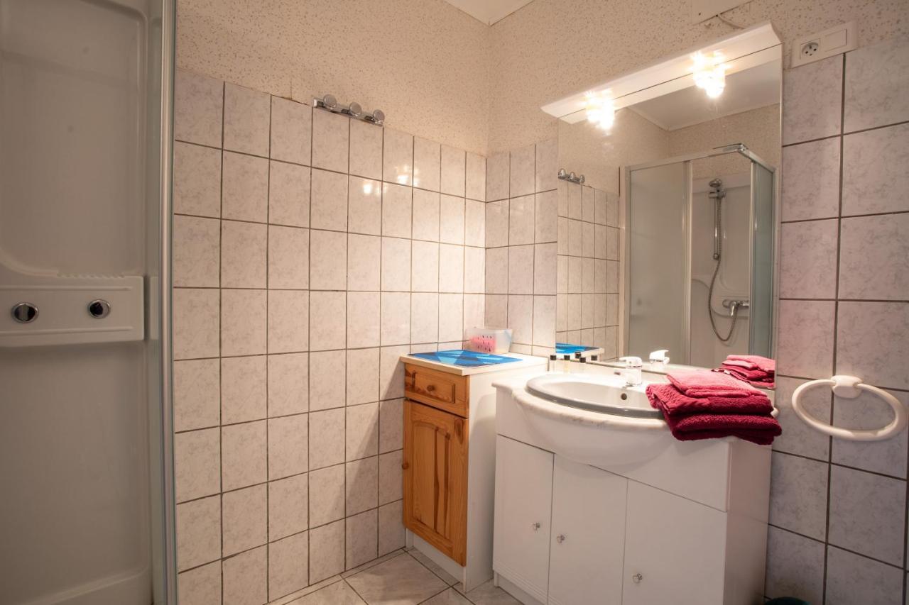 Appartamento Le Mont Guillaume - 1 Chambre Terrasse Et Jardin Saint-André-dʼEmbrun Esterno foto
